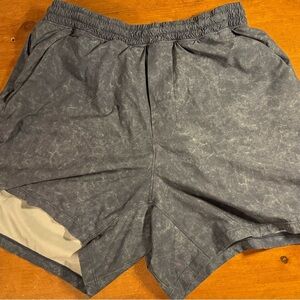 Men's Lululemon Pace Breaker 5” Shorts Blue/White